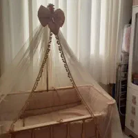 گهواره چوبی نو و تمیز|تخت و صندلی بچه|تهران, افسریه شمالی|دیوار