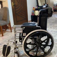ویلچر و تخت