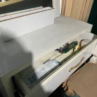 میز ارایش|آرایشگاه و سالن‌های زیبایی|ساری, |دیوار