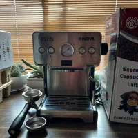 قهوه ساز نوا به همراه اسیاب ومیز صندلی درحدنو9نو9