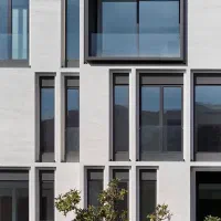 ۳ خواب ۲۰۰ متر با ۲ پارکینگ ۲ بالکن، مدرن و لوکس