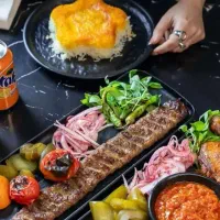 استخدام خانم کمک آشپز