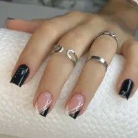 کاشت ناخن فقط ۲۲۰|خدمات آرایشگری و زیبایی|بجنورد, |دیوار