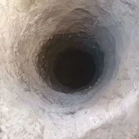 حفر چاه سنتی با دست ودستگاه مکانیزه