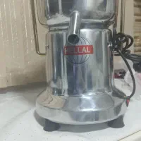 آب میوه گیری صنعتی در حد نو
