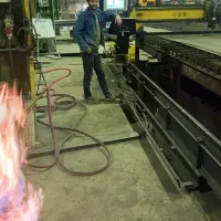 نیروی کار بورشکار هستم