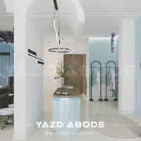 همکار در سالن زیبایی