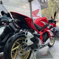 هوندا CBR 250RR پرچمی درحد خشک قاتل ZX25|موتورسیکلت|تهران, منیریه|دیوار