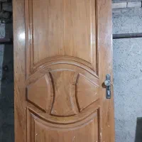 در ورودی تمام چوب
