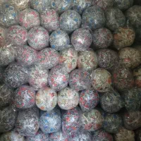 بالش گرد|رختخواب، بالش، پتو|بانه, |دیوار