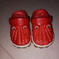 دمپایی بچگانه