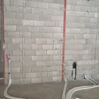 شیار زنی همراه سوراخ کاری ساختمانی