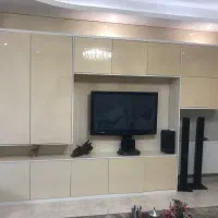 میز تلویزیون همراه با کنابخونه