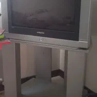 تلویزیون 29 اینچ سامسونگ صفحه تخت با میز 3500 ت