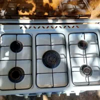 **اجاق گاز ۵ شعله دست دوم سالم**