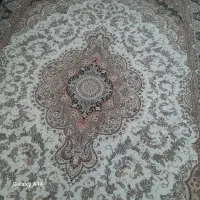 ۲ تخته فرش ۹ متری در حدنو بدون سوختگی و پارگی