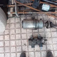 لوازم جرثقیل دوعدد پمپ سالم