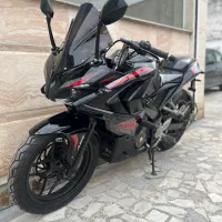 پالس باجاج ار اس ۲۰۰‌ کم کار