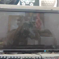 مانیتور full HD