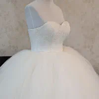 کرایه و فروش لباس عروس اسکارلت|لباس|بوشهر, |دیوار