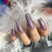 کاشت ناخن (تخفیف ویژه)|خدمات آرایشگری و زیبایی|صومعه‌سرا, |دیوار