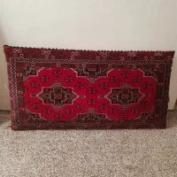 فروش دو عدد پشتی دست بافت بزرگ نو هست