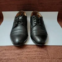 کفش سایز ۳۷ چرم دست دوز در حد نو