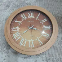 ساعت دیواری ۵۰ در ۵۰