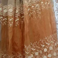 پرده به رنگ اجری ...