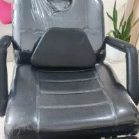 تخت مژه و صندلی|آرایشگاه و سالن‌های زیبایی|رشت, بلوار گیلان|دیوار