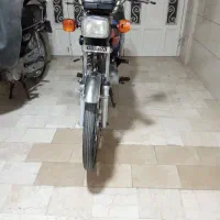 موتور مدل 83 پلاک ملی سالم سرحال بنام