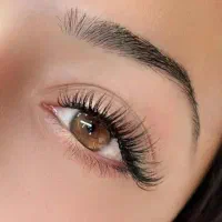 مدل برای اکستنشن مژه والیوم