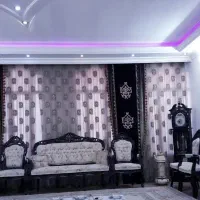 پرده شیشه ای  ترک