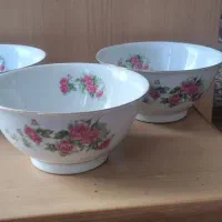 کاسه چینی گل قرمز قدیمی