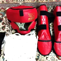لوازم کامل کاراته و تکواندو شامل کلاه ساق‌بند کاپ