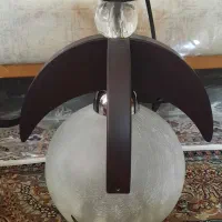 یک جفت لوستر گرد،