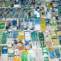 خرید ضایعات برد سبز کامپیوتر موبایل و.. در محل شما