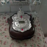 تلفن رو میزی