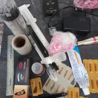 تعدادی وسایل تتو