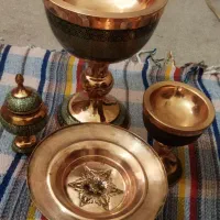 چند عدد تزیینی مسی نیاز به تعمیر