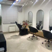 نیروی حرفه ای برای سالن زیبایی