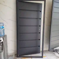نقاش درب اهنی