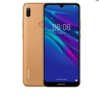 یه عدد گوشی Huawei Y6 تمیز درحد نو