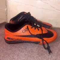 کفش فوتبال|کیف، کفش، کمربند|بروجرد, |دیوار