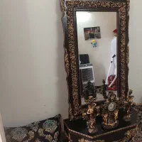 آینه و ساعت و موجسمه|آینه|الیگودرز, |دیوار