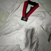 لباس سفید تکواندو دو دست