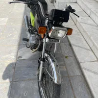 به پر موتور سیکلت هوندا۱۲۵استارتی ۵دنده تازه تعمیر