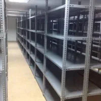 قفسه قدیمی|کتابخانه، شلف، قفسه‌های دیواری|قم, صفائیه|دیوار