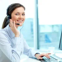همکارخانم روابط عمومی بالاوعلاقه مندبه کاراینترنتی