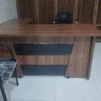 فروش دو عدد میز اداری کاملا نو نو و میز ناهارخوری|دفتر کار|شیراز, شهرک ولیعصر|دیوار